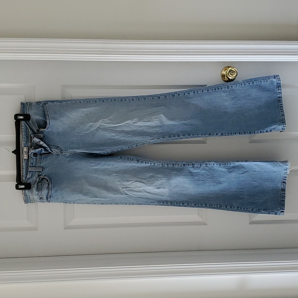 SO Juniors bootcut jeans. 11 Tall. Blue